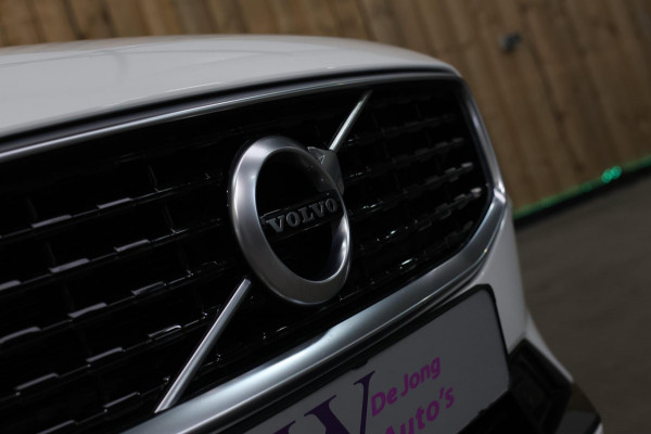 Volvo V60 2.0 T8 Twin Engine AWD R-Design *Pano*H/K*Head-Up*Keyless*