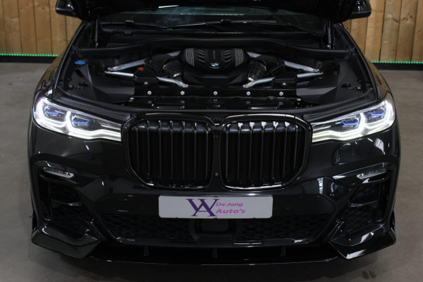 BMW X7 M50i *Sky Lounge*B&W*Full PPF*360 Camera*Soft-Close*