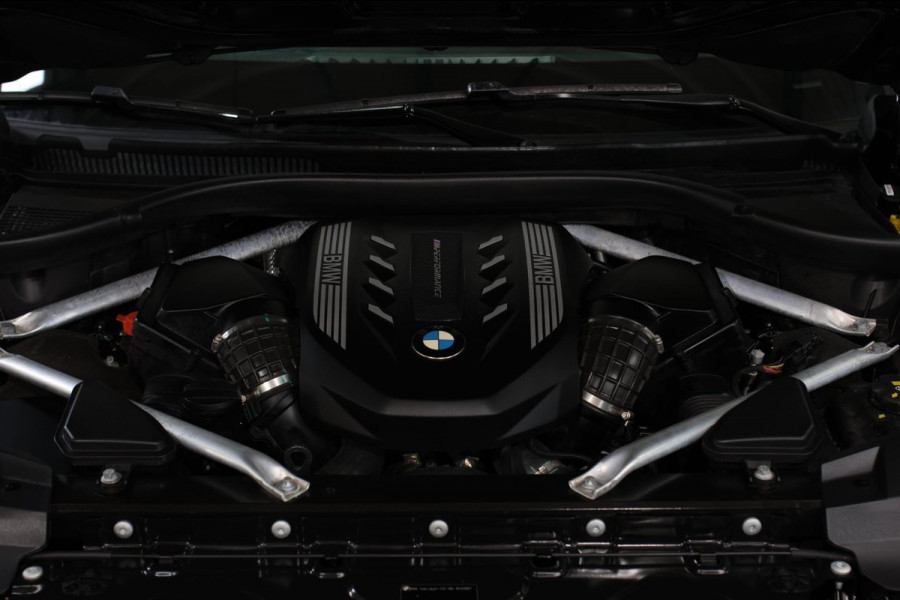BMW X7 M50i *Sky Lounge*B&W*Full PPF*360 Camera*Soft-Close*