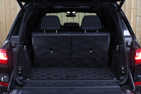 BMW X7 M50i *Sky Lounge*B&W*Full PPF*360 Camera*Soft-Close*