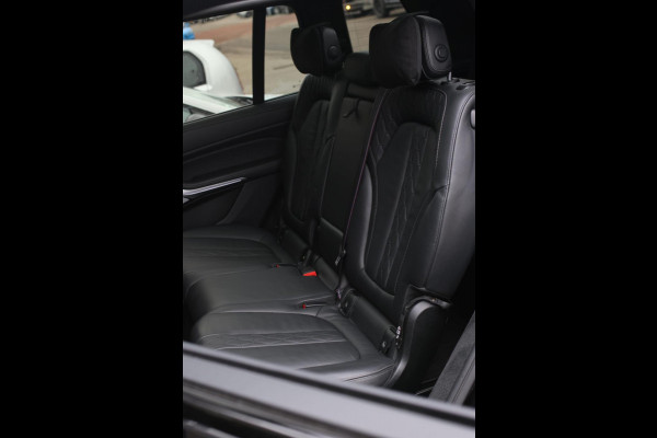 BMW X7 M50i *Sky Lounge*B&W*Full PPF*360 Camera*Soft-Close*
