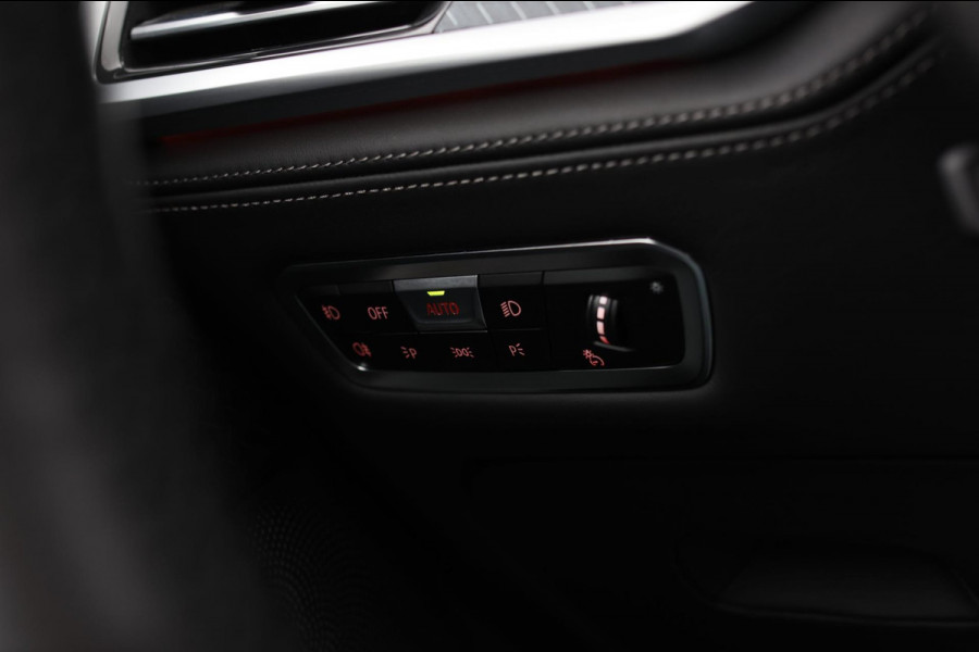 BMW X7 M50i *Sky Lounge*B&W*Full PPF*360 Camera*Soft-Close*