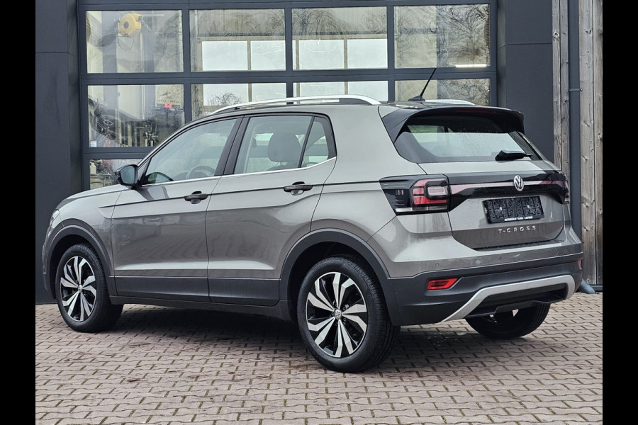 Volkswagen T-Cross 1.0 TSI Style | Automaat | LED | Trekhaak | Stoelverwarming | ACC | Navi | PDC |
