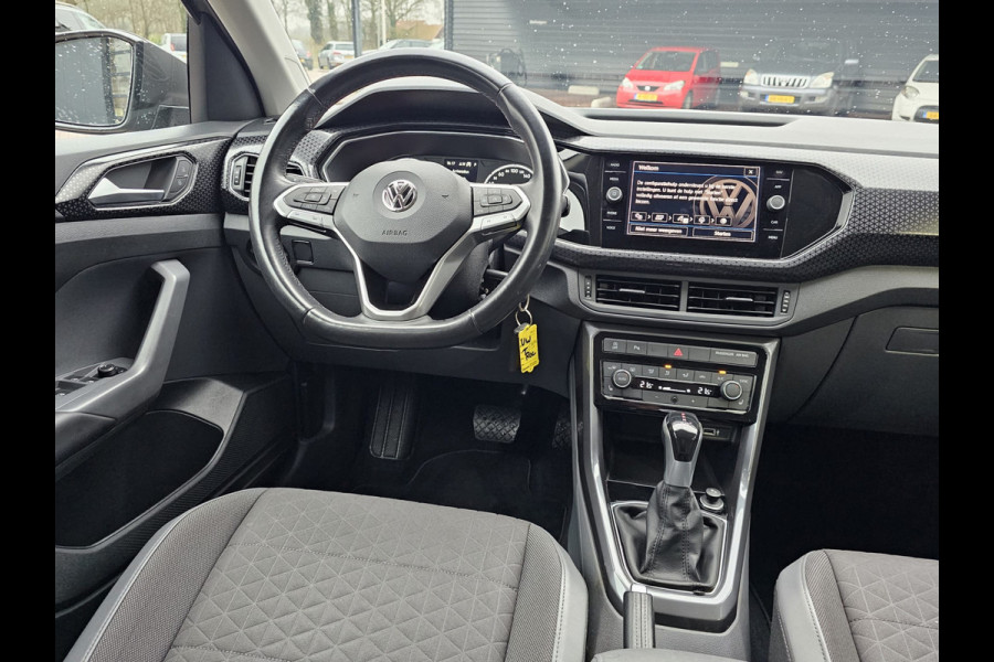 Volkswagen T-Cross 1.0 TSI Style | Automaat | LED | Trekhaak | Stoelverwarming | ACC | Navi | PDC |