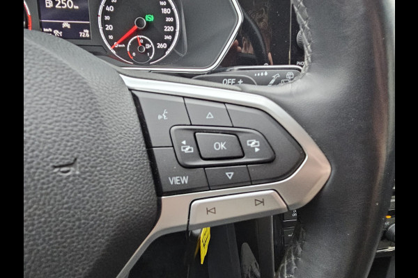 Volkswagen T-Cross 1.0 TSI Style | Automaat | LED | Trekhaak | Stoelverwarming | ACC | Navi | PDC |