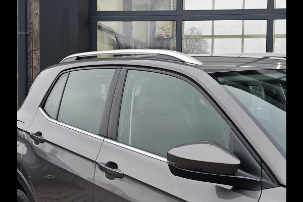 Volkswagen T-Cross 1.0 TSI Style | Automaat | LED | Trekhaak | Stoelverwarming | ACC | Navi | PDC |
