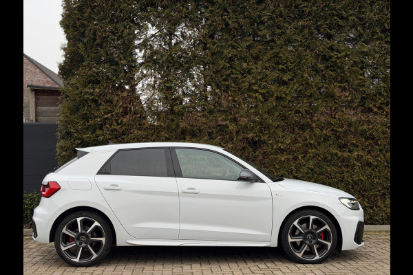 Audi A1 Sportback 40 TFSI 3x S-Line CarPlay 207pk