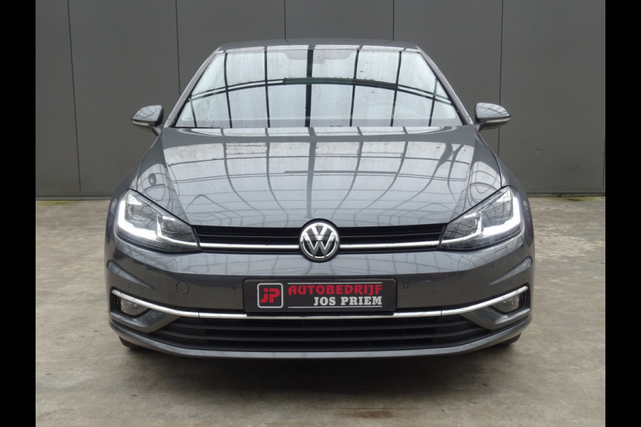 Volkswagen Golf 1.0 TSI JOIN * NAVIGATIE * STOELVERWARMING !!