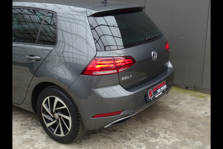 Volkswagen Golf 1.0 TSI JOIN * NAVIGATIE * STOELVERWARMING !!