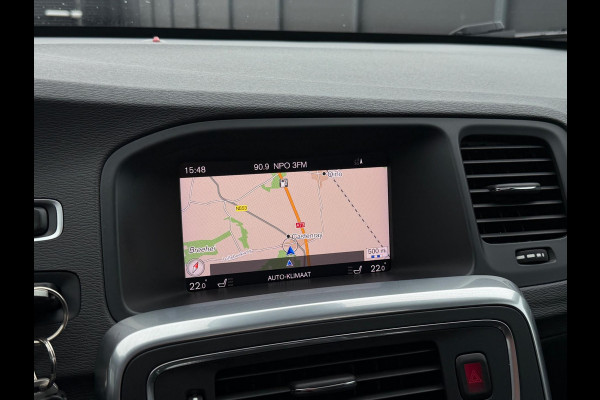 Volvo V60 2.0 T4 R-Design Camera Schuifdak Trekhaak