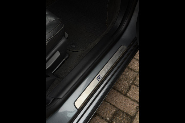 Volvo V60 2.0 T4 R-Design Camera Schuifdak Trekhaak