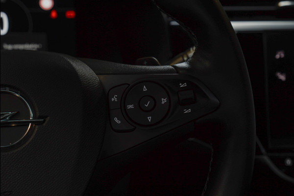 Opel Corsa 1.2 T Aut. Panodak Leer Navi Camera Stuurverwarm. Stoelverwarming Climate C. PDC Parkeerassistent Cruise C. Zwarte binnenhemel LM velgen BTW auto