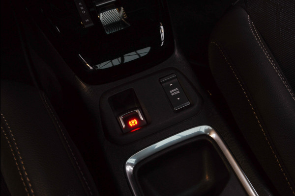 Opel Corsa 1.2 T Aut. Panodak Leer Navi Camera Stuurverwarm. Stoelverwarming Climate C. PDC Parkeerassistent Cruise C. Zwarte binnenhemel LM velgen BTW auto