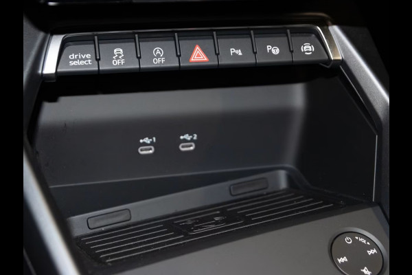 Audi A3 Limousine 35 TFSI Advanced ** LED, NAVI+, VIRTUAL, VERW. SPORTST, 3-ZONE AIRCO, 18-inch LMV ** 1e EIG - Ex AUDI-AG ** ** INFORMEER OOK NAAR ONZE AANTREKKELIJKE FINANCIAL-LEASE TARIEVEN **