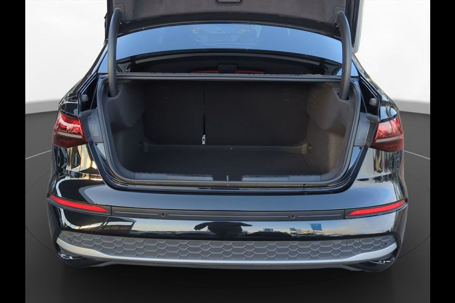 Audi A3 Limousine 35 TFSI Advanced ** LED, NAVI+, VIRTUAL, VERW. SPORTST, 3-ZONE AIRCO, 18-inch LMV ** 1e EIG - Ex AUDI-AG ** ** INFORMEER OOK NAAR ONZE AANTREKKELIJKE FINANCIAL-LEASE TARIEVEN **