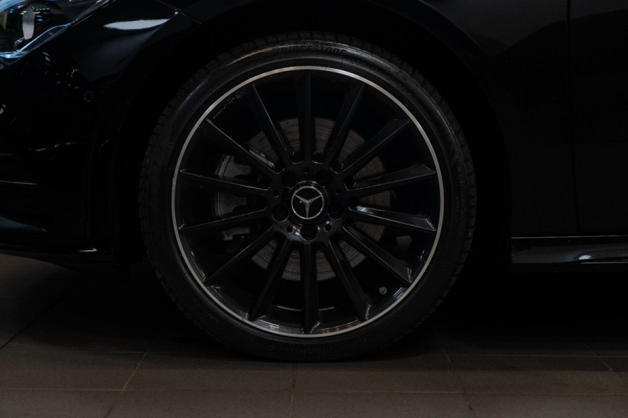 Mercedes-Benz CLA-Klasse 250e AMG Line Night Pakket|Cruise Control|Dealer Onderhouden