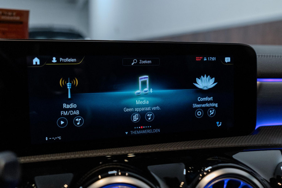 Mercedes-Benz CLA-Klasse 250e AMG Line Night Pakket|Cruise Control|Dealer Onderhouden