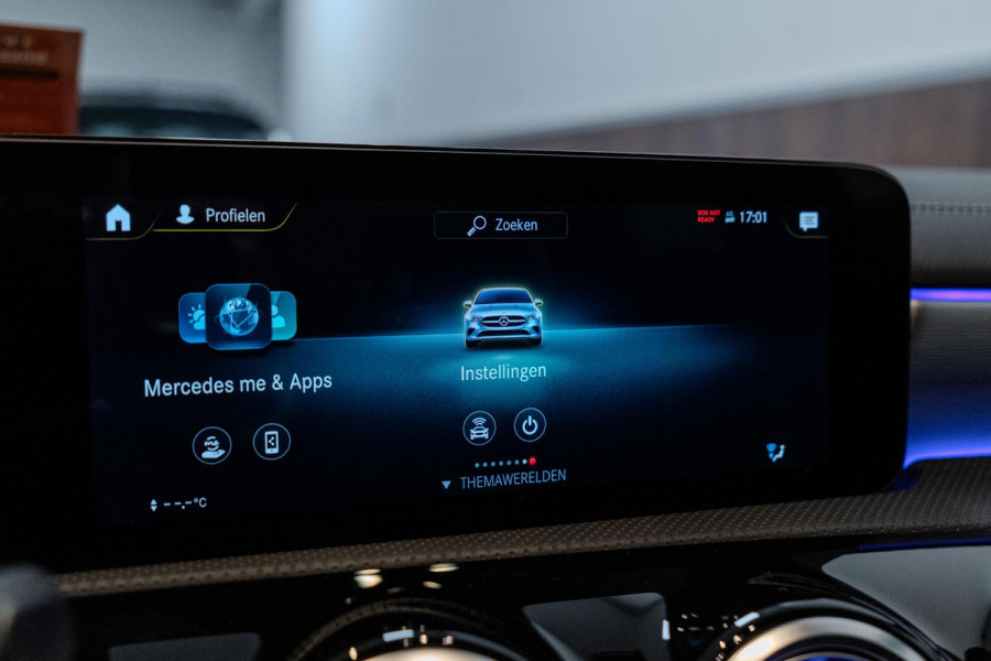 Mercedes-Benz CLA-Klasse 250e AMG Line Night Pakket|Cruise Control|Dealer Onderhouden