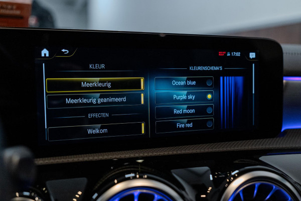 Mercedes-Benz CLA-Klasse 250e AMG Line Night Pakket|Cruise Control|Dealer Onderhouden