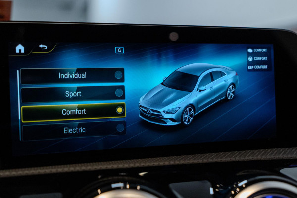 Mercedes-Benz CLA-Klasse 250e AMG Line Night Pakket|Cruise Control|Dealer Onderhouden
