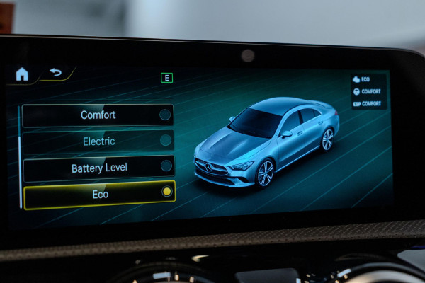 Mercedes-Benz CLA-Klasse 250e AMG Line Night Pakket|Cruise Control|Dealer Onderhouden