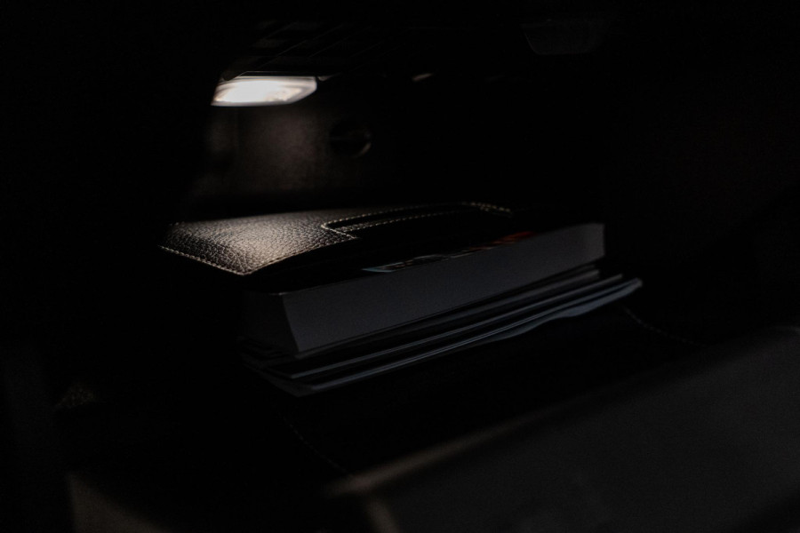 Mercedes-Benz CLA-Klasse 250e AMG Line Night Pakket|Cruise Control|Dealer Onderhouden