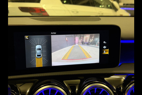 Mercedes-Benz A-Klasse 200 Limousine Night Edition|AMG|PANO|SFEER|CAM