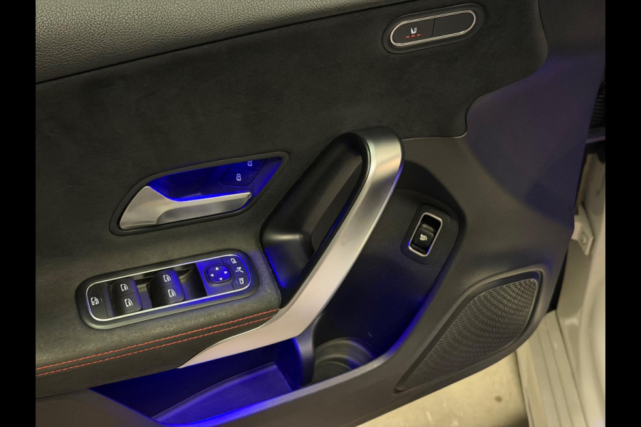 Mercedes-Benz A-Klasse 200 Limousine Night Edition|AMG|PANO|SFEER|CAM