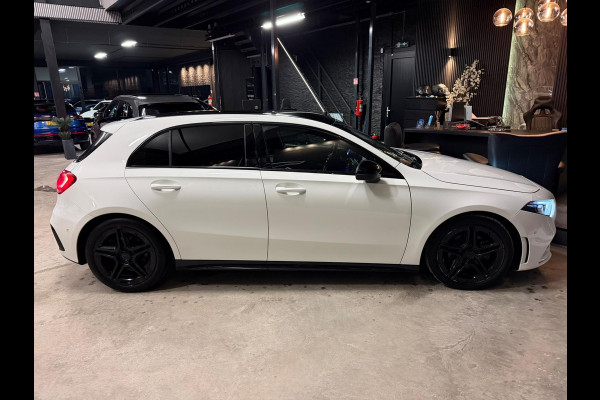 Mercedes-Benz A-Klasse 200 Night edition AMG Pakket
