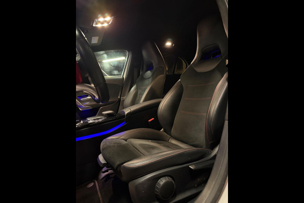 Mercedes-Benz A-Klasse 200 Night edition AMG Pakket