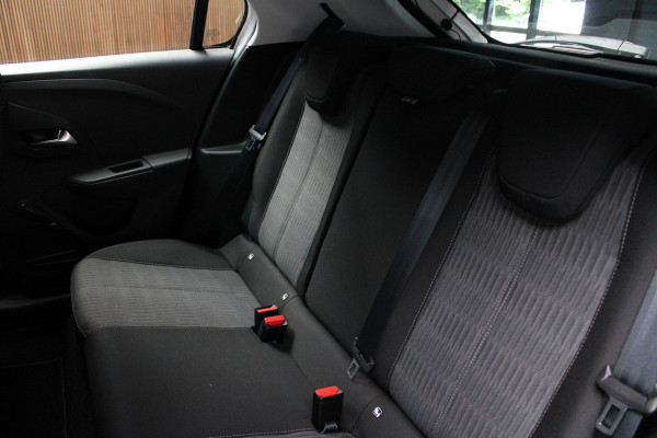 Opel Corsa 1.2 Navi Airco Stoel- & stuur verwarming PDC Bluetooth Cruise BTW auto