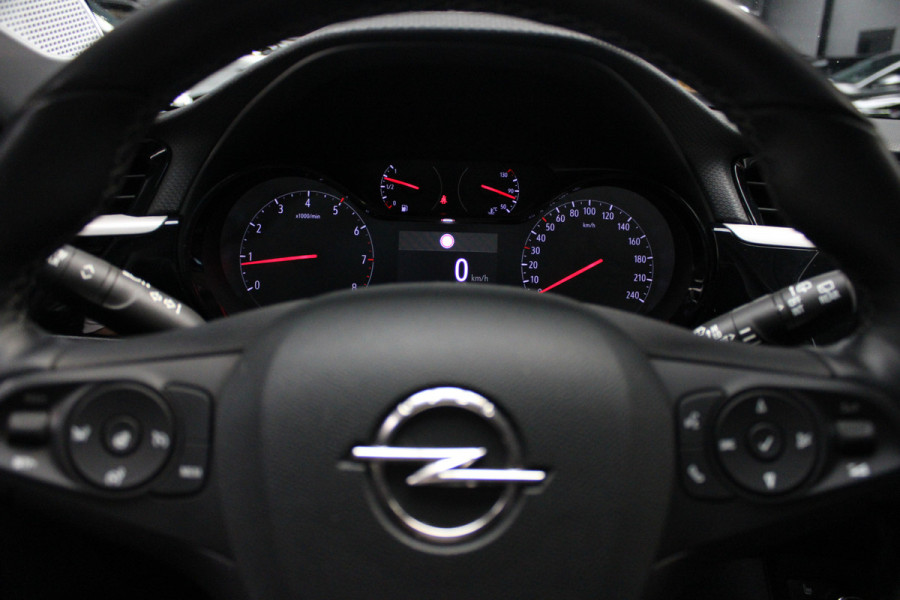 Opel Corsa 1.2 Navi Airco Stoel- & stuur verwarming PDC Bluetooth Cruise BTW auto