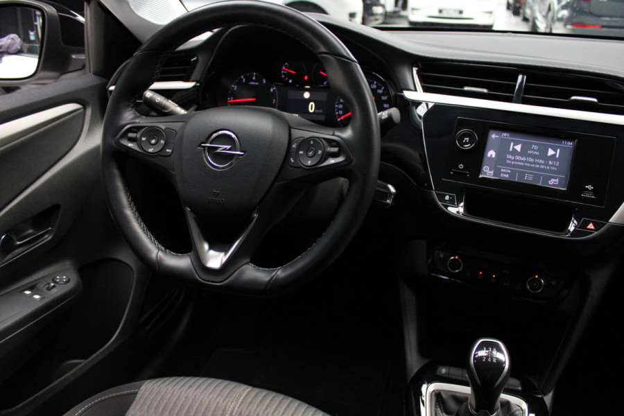 Opel Corsa 1.2 Navi Airco Stoel- & stuur verwarming PDC Bluetooth Cruise BTW auto