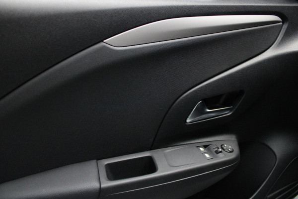 Opel Corsa 1.2 Navi Airco Stoel- & stuur verwarming PDC Bluetooth Cruise BTW auto