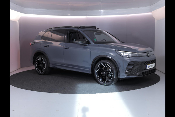 Volkswagen Tiguan 1.5 eHybrid R-Line Edition 204pk| Pano-dak| Camera| 20'LM-velgen