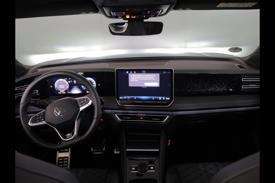 Volkswagen Tiguan 1.5 eHybrid R-Line Edition 204pk| Pano-dak| Camera| 20'LM-velgen