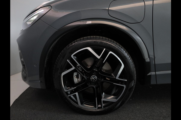 Volkswagen Tiguan 1.5 eHybrid R-Line Edition 204pk| Pano-dak| Camera| 20'LM-velgen