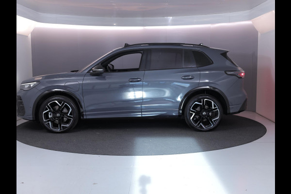 Volkswagen Tiguan 1.5 eHybrid R-Line Edition 204pk| Pano-dak| Camera| 20'LM-velgen