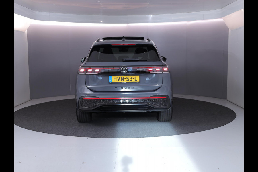 Volkswagen Tiguan 1.5 eHybrid R-Line Edition 204pk| Pano-dak| Camera| 20'LM-velgen