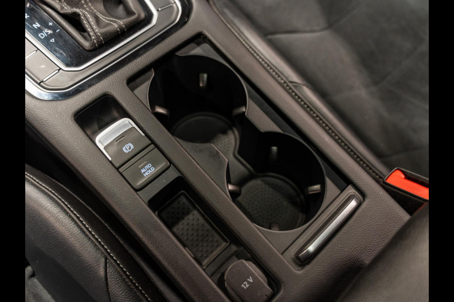 Volkswagen Arteon 2.0 TSI 190PK DSG R-Line, Pano, Virtual Cockpit, Cam, Apple Carplay, Navi, ACC, Android Auto, Voll Led, PDC