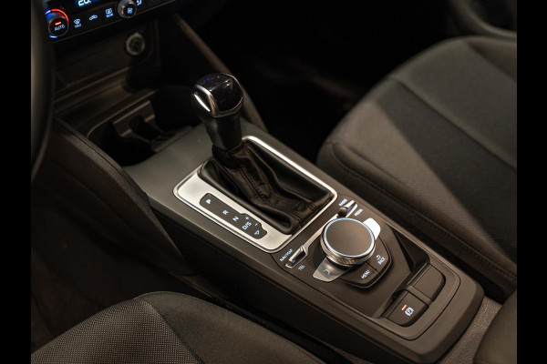 Audi Q2 35 TFSI 150PK S-Tronic, Facelift, Apple Carplay, Cruise, Clima, Multistuur, PDC, Android, Bluetooth/Tel, Voll Onderhouden