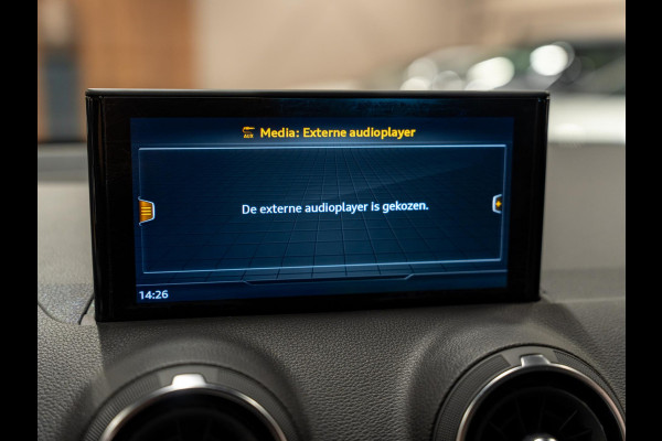 Audi Q2 35 TFSI 150PK S-Tronic, Facelift, Apple Carplay, Navi, Clima, Multistuur, PDC, Android, Bluetooth/Tel, Voll Onderhouden