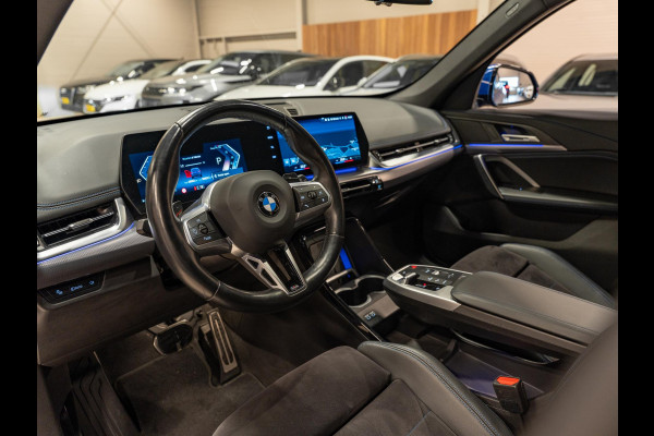 BMW X1 SDrive18i M-Pakket, Facelift, Wide Screen, Apple Carplay, Android Auto, Voll Led, Ambiënte Light, Camera, Cruise, Clima