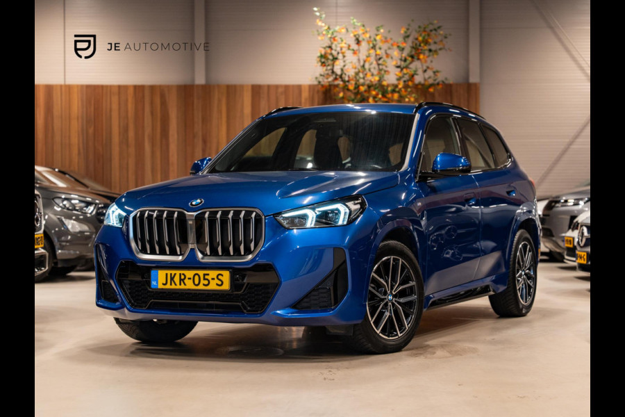 BMW X1 SDrive18i M-Pakket, Facelift, Wide Screen, Apple Carplay, Android Auto, Voll Led, Ambiënte Light, Camera, Cruise, Clima