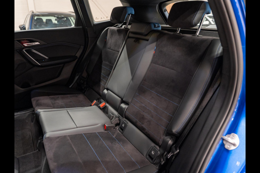 BMW X1 SDrive18i M-Pakket, Facelift, Wide Screen, Apple Carplay, Android Auto, Voll Led, Ambiënte Light, Camera, Cruise, Clima