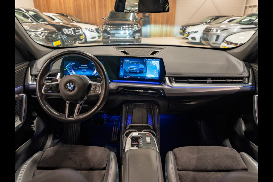 BMW X1 SDrive18i M-Pakket, Facelift, Wide Screen, Apple Carplay, Android Auto, Voll Led, Ambiënte Light, Camera, Cruise, Clima