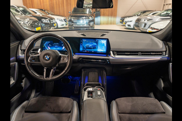 BMW X1 SDrive18i M-Pakket, Facelift, Wide Screen, Apple Carplay, Android Auto, Voll Led, Ambiënte Light, Camera, Cruise, Clima