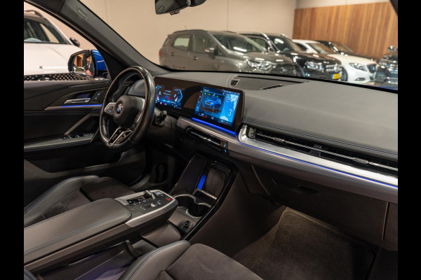 BMW X1 SDrive18i M-Pakket, Facelift, Wide Screen, Apple Carplay, Android Auto, Voll Led, Ambiënte Light, Camera, Cruise, Clima