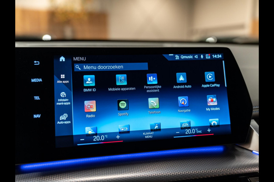 BMW X1 SDrive18i M-Pakket, Facelift, Wide Screen, Apple Carplay, Android Auto, Voll Led, Ambiënte Light, Camera, Cruise, Clima