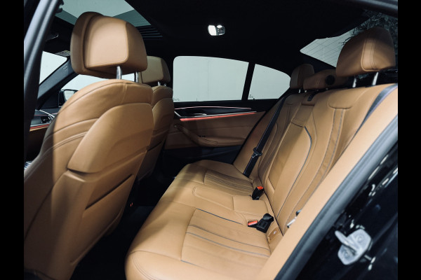 BMW 5 Serie 520i High Exe. M-Sport Plus | 20" | Schuifdak | 1e Eig.